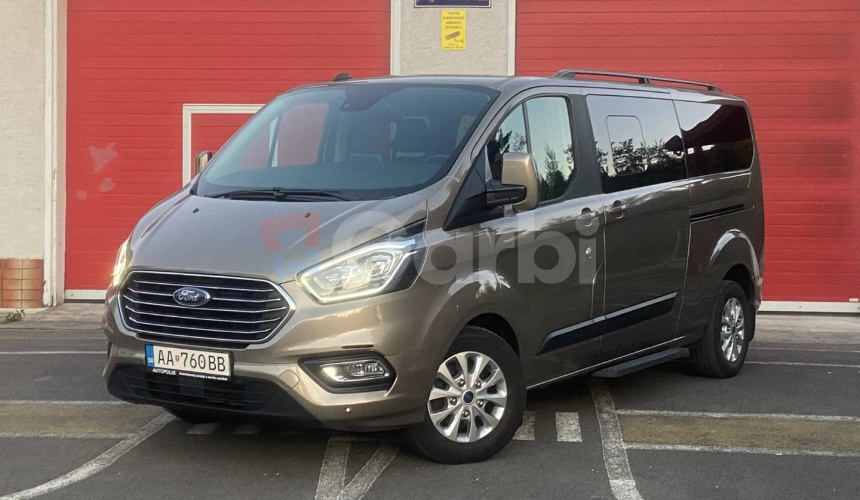 Ford Tourneo Custom 2.0 TDCi 170 Family L2 A/T
