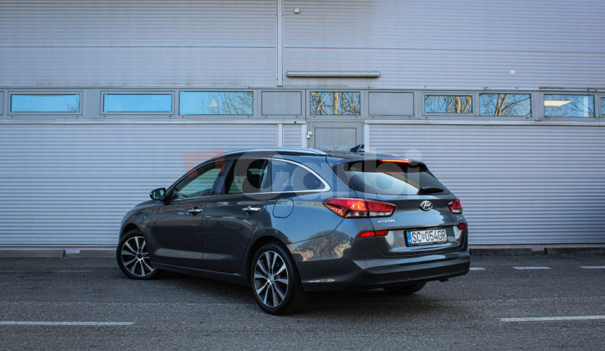 Hyundai i30 CW 1.6 CRDi 136 Family