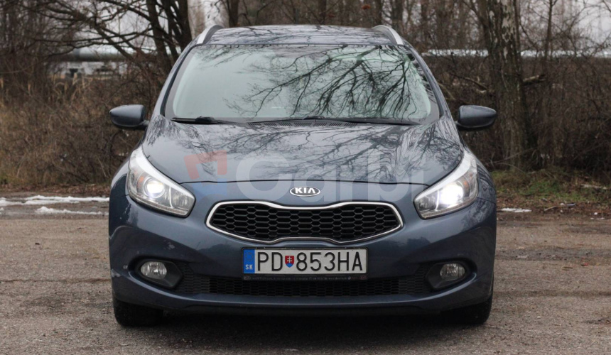 Kia Cee´d 1.6 CRDi LX/Silver