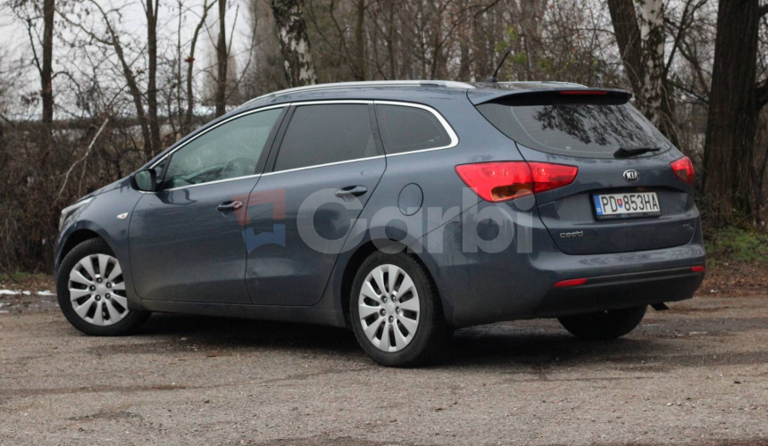 Kia Cee´d 1.6 CRDi LX/Silver