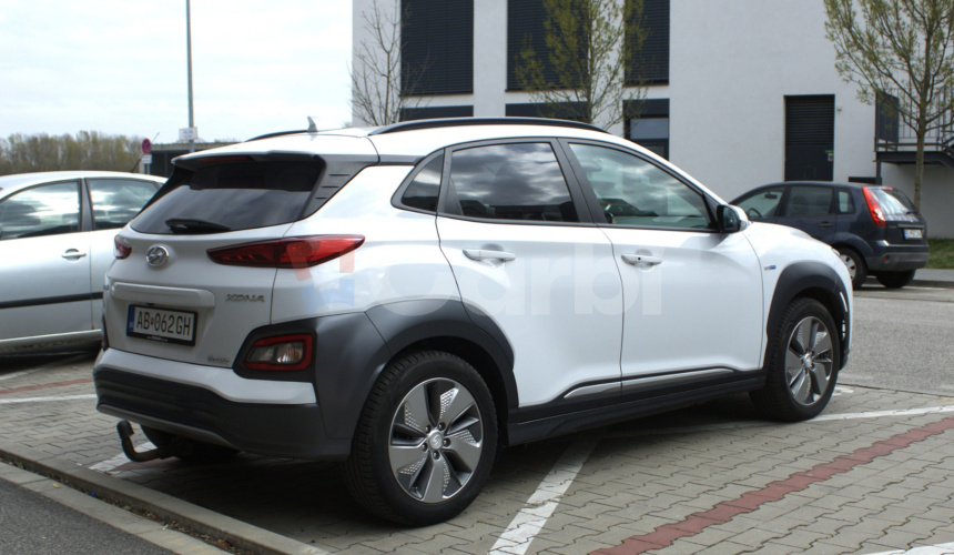 Hyundai Kona Electric 150, Full výbava, nová bat. 100%