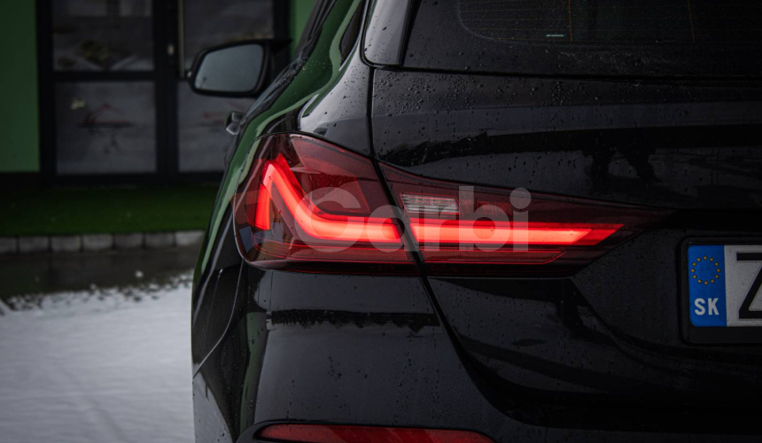 BMW Rad 1 116d Automat, Black Edit, LED svetlá, R18 ALU, DPH