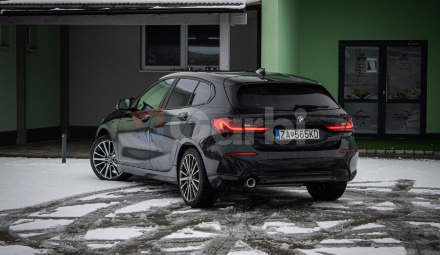 BMW Rad 1 116d Automat, Black Edit, LED svetlá, R18 ALU, DPH