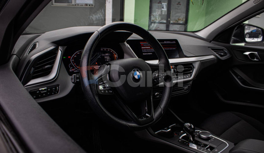 BMW Rad 1 116d Automat, Black Edit, LED svetlá, R18 ALU, DPH