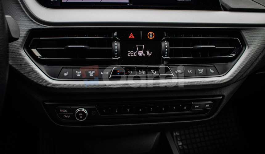 BMW Rad 1 116d Automat, Black Edit, LED svetlá, R18 ALU, DPH