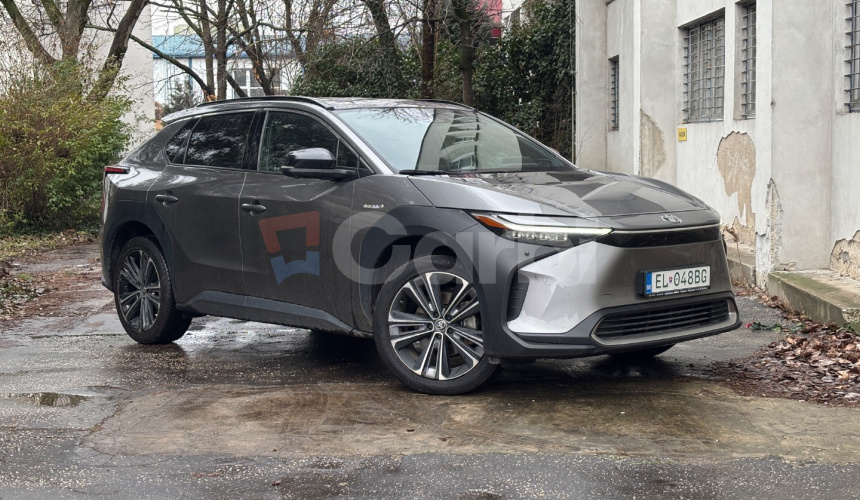 Toyota bZ4X TOYOTA