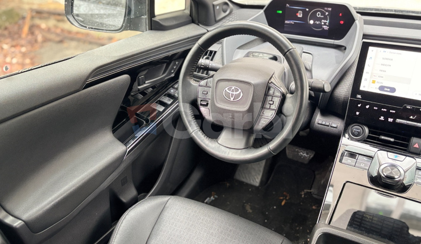 Toyota bZ4X TOYOTA