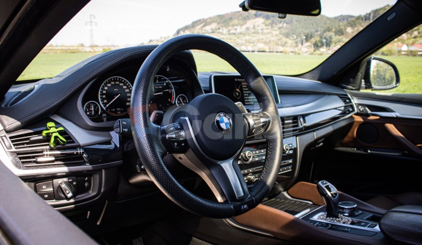 BMW X6 xDrive 30d Mpacket, nové komplet rozvody, LED svetlá, Harman, šíber, HUD, ŤZ
