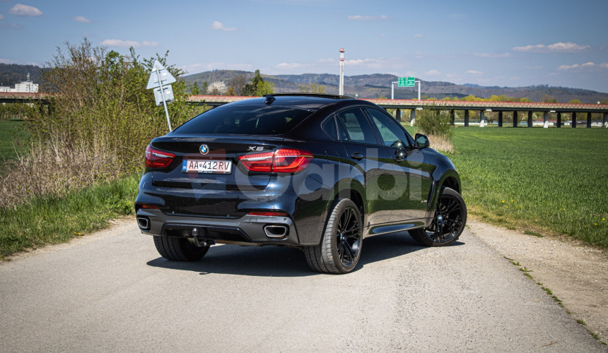 BMW X6 xDrive 30d Mpacket, nové komplet rozvody, LED svetlá, Harman, šíber, HUD, ŤZ
