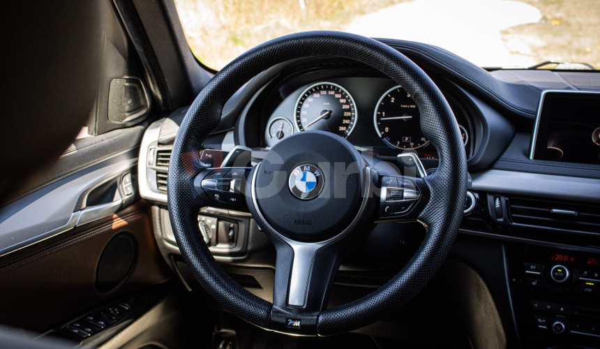 BMW X6 xDrive 30d Mpacket, nové komplet rozvody, LED svetlá, Harman, šíber, HUD, ŤZ