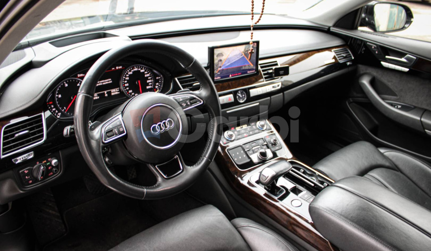 Audi A8 3.0 TDI V6 DPF clean diesel quattro tiptronic