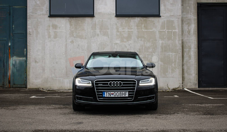 Audi A8 3.0 TDI V6 DPF clean diesel quattro tiptronic