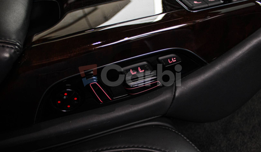 Audi A8 3.0 TDI V6 DPF clean diesel quattro tiptronic