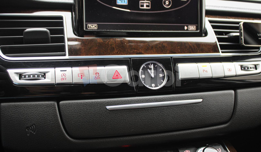 Audi A8 3.0 TDI V6 DPF clean diesel quattro tiptronic