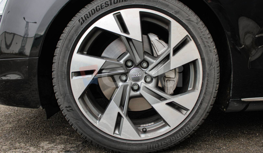 Audi A8 3.0 TDI V6 DPF clean diesel quattro tiptronic