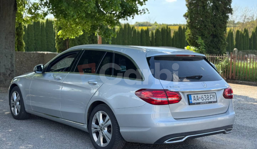 Mercedes-Benz C trieda Kombi 300 d A/T