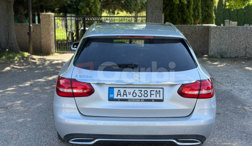 Mercedes-Benz C trieda Kombi 300 d A/T