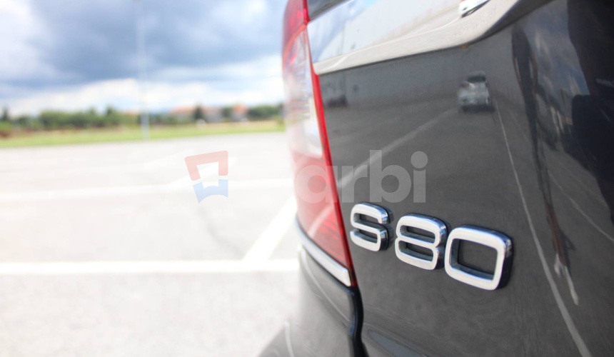 Volvo S80 D4 2.0L Drive-E ECO Momentum Geartronic