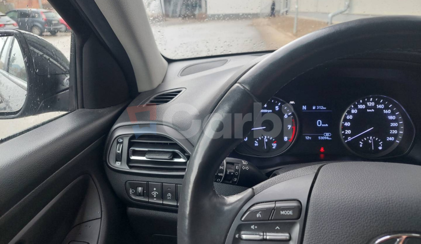 Hyundai i30 1.5 T-GDi mHEV iMT Style