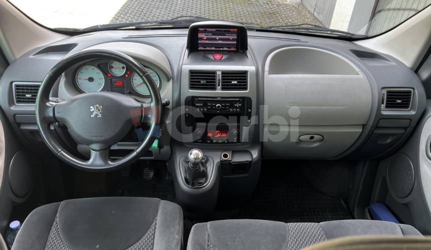 Peugeot Expert Tepee Executive 2.0 HDi L2 9miestna verzia
