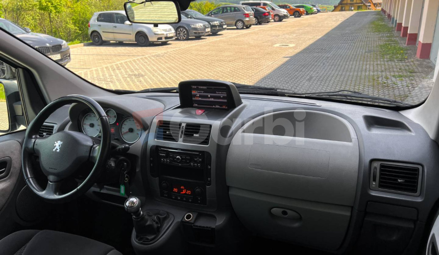 Peugeot Expert Tepee Executive 2.0 HDi L2 9miestna verzia