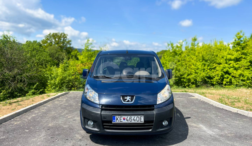 Peugeot Expert Tepee Executive 2.0 HDi L2 9miestna verzia