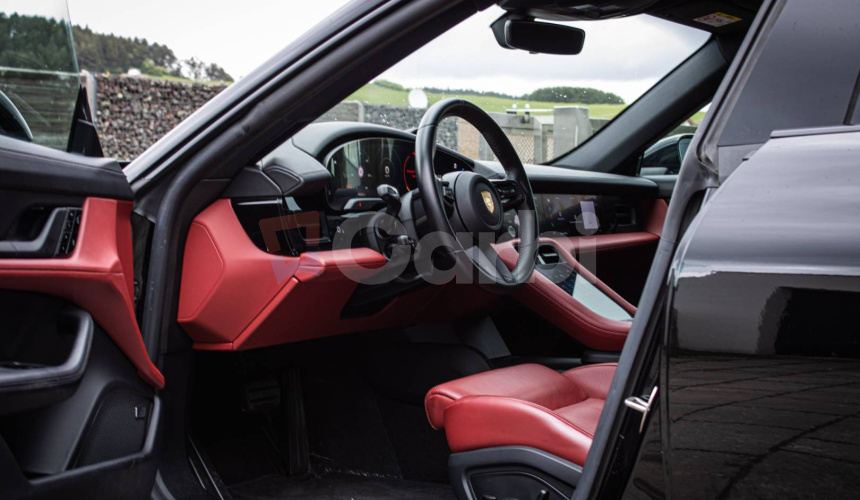 Porsche Taycan S, 1. Majiteľ, Slovenské, Bicolor interiér, Sport Chrono Packet, DPH