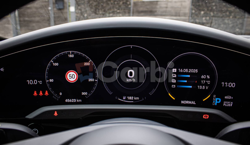 Porsche Taycan S, 1. Majiteľ, Slovenské, Bicolor interiér, Sport Chrono Packet, DPH
