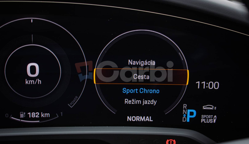 Porsche Taycan S, 1. Majiteľ, Slovenské, Bicolor interiér, Sport Chrono Packet, DPH