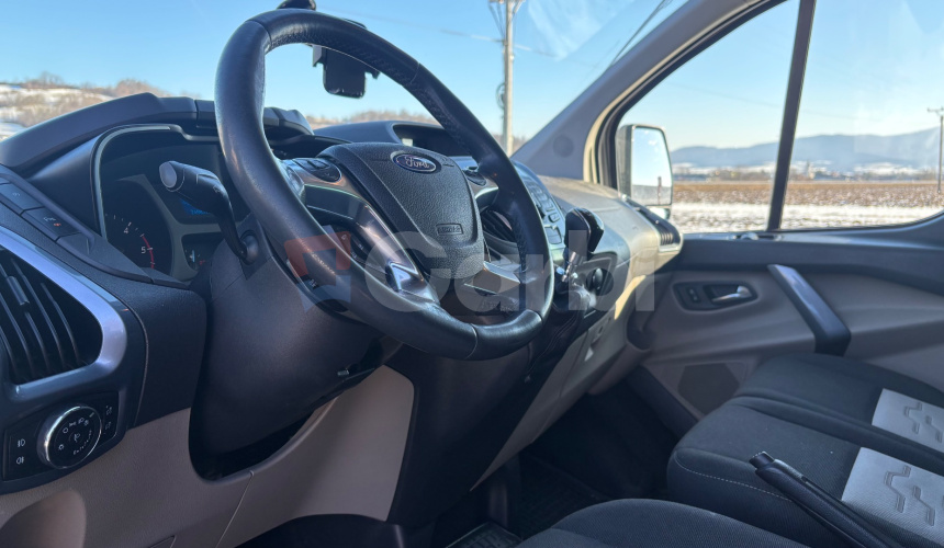 Ford Tourneo Custom 2.2 TDCi 125k Titanium