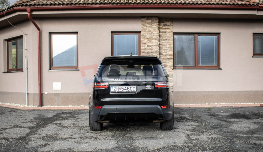Land Rover Discovery 3.0L TD6 HSE AWD A/T