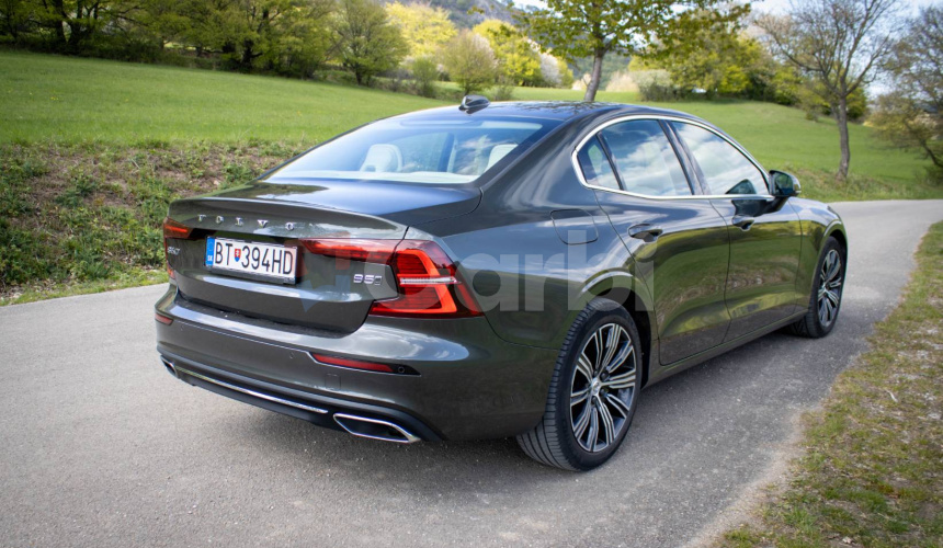 Volvo S60 B5 Inscription 4x4 A/T, 184kW, Slovenské