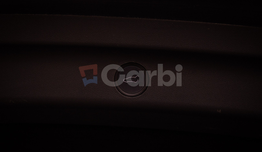 Tesla Model Y Long Range Nelakované, Ryzen, vyhrievaný volant, stierače, DPH