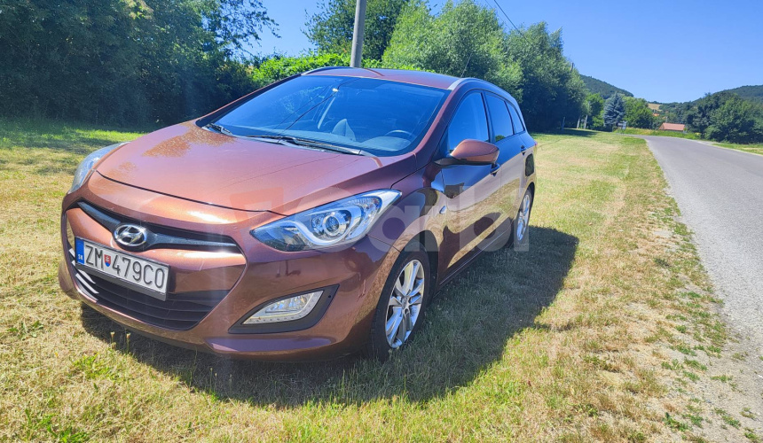 Hyundai i30 CW 1.6i MPI 16V DOHC Family