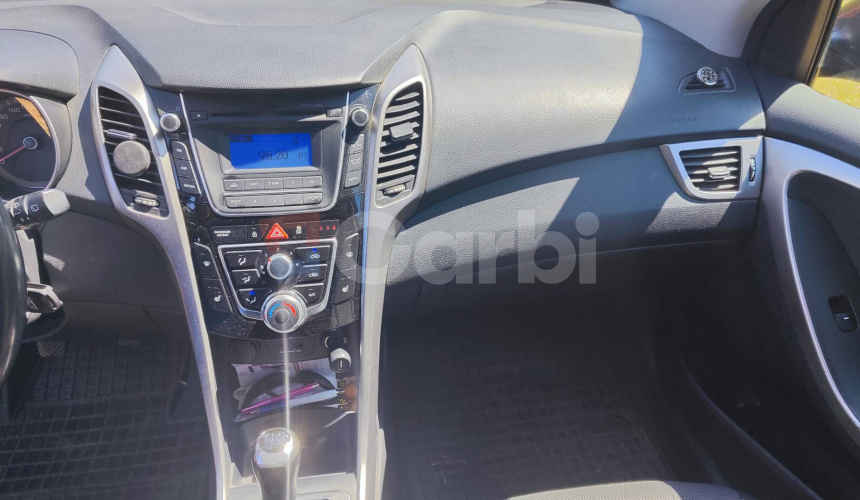 Hyundai i30 CW 1.6i MPI 16V DOHC Family