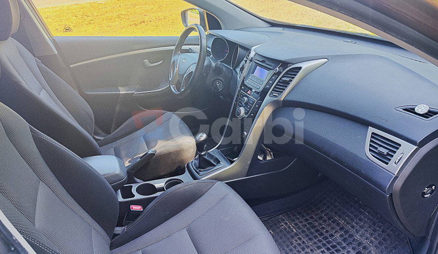 Hyundai i30 CW 1.6i MPI 16V DOHC Family