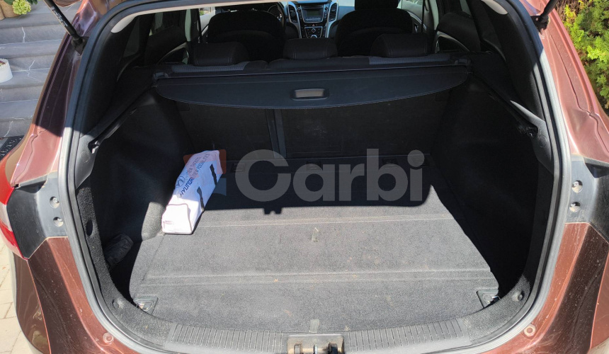 Hyundai i30 CW 1.6i MPI 16V DOHC Family