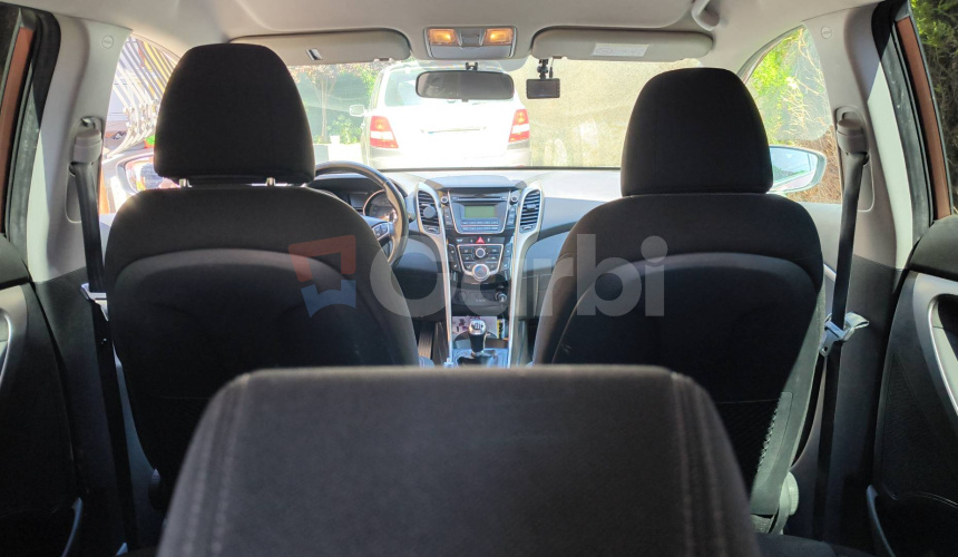 Hyundai i30 CW 1.6i MPI 16V DOHC Family