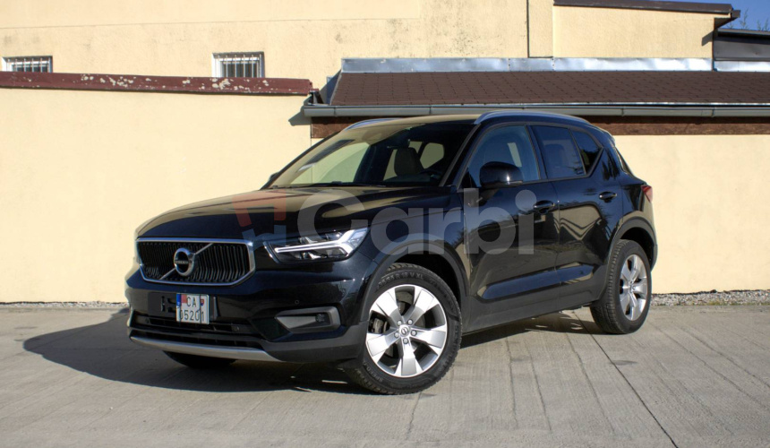 Volvo XC40 D3 Momentum A/T