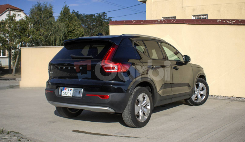 Volvo XC40 D3 Momentum A/T