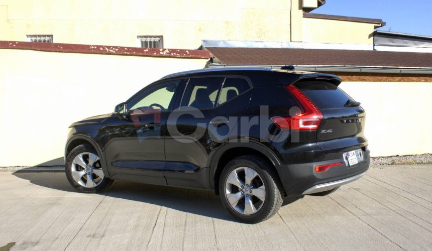 Volvo XC40 D3 Momentum A/T