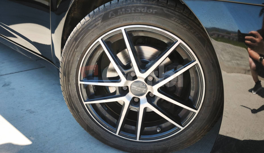 Hyundai i40 CW 1.7 CRDi HP Business A/T