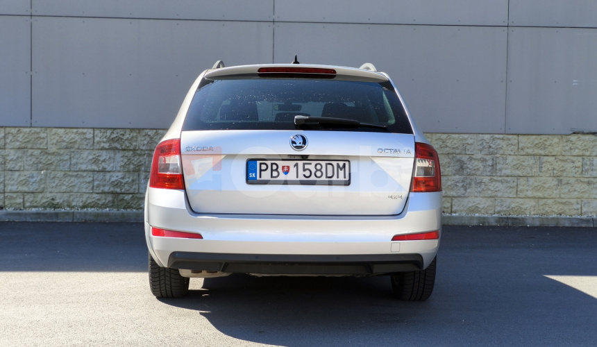 Škoda Octavia Combi 2.0 TDI 4x4 DSG Ambiente