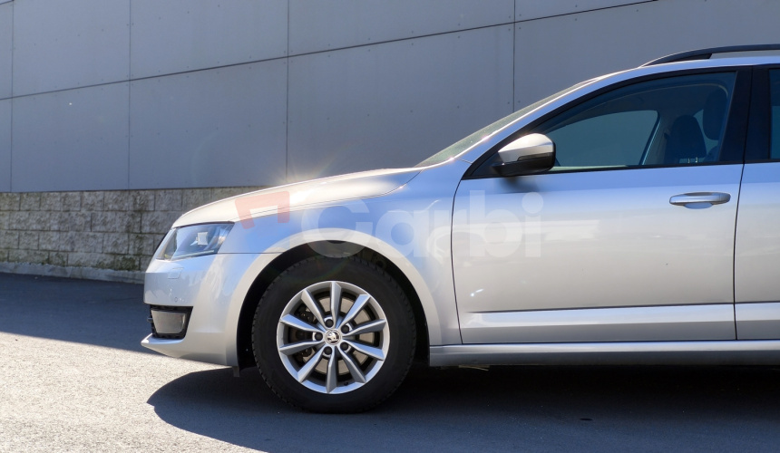 Škoda Octavia Combi 2.0 TDI 4x4 DSG Ambiente