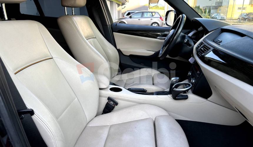 BMW X1 xDrive 23d A/T