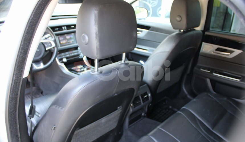 Jaguar XF Sportbrake 2.0D I4 180k Portfolio RWD Auto