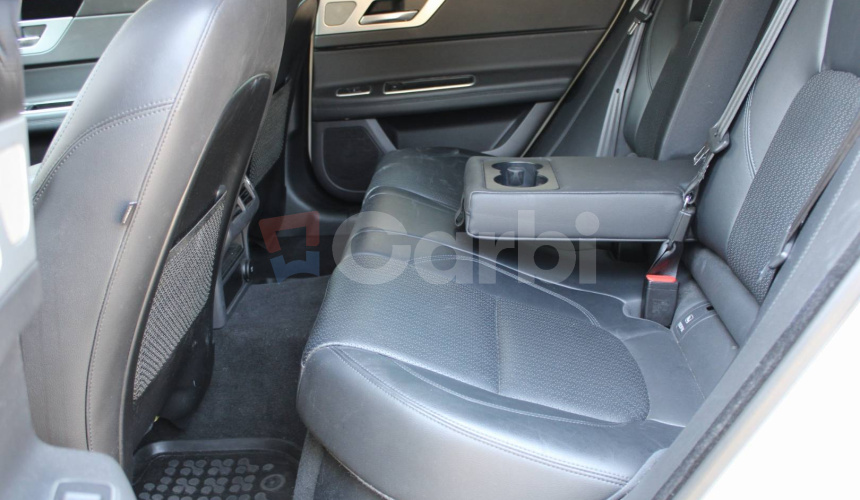 Jaguar XF Sportbrake 2.0D I4 180k Portfolio RWD Auto
