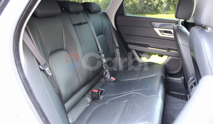 Jaguar XF Sportbrake 2.0D I4 180k Portfolio RWD Auto