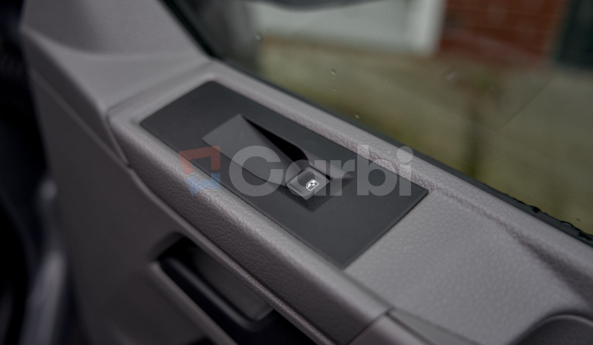 Volkswagen Transporter T6.1 2.0 TDI 150k MT6