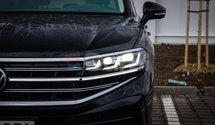 Volkswagen Touareg 3.0 V6 TDI 210kW, Masáž, Webasto, HUD, nočné videnie, softclose, ťažné